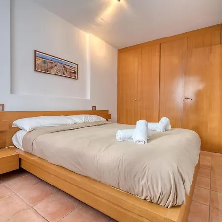 Piso Vacaciones Familiares Адехе